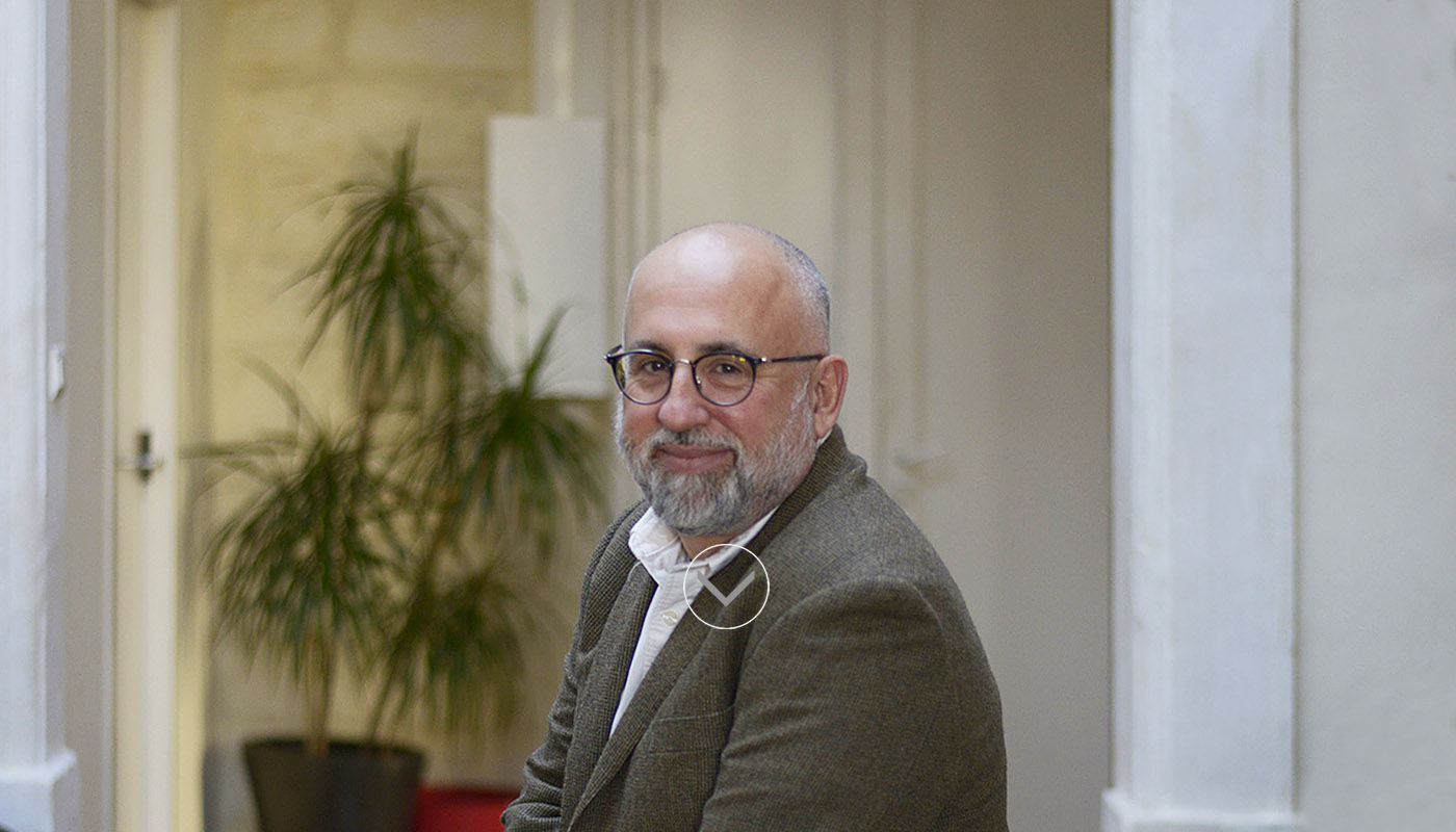 Portrait de Bruno Colomer dans son Cabinet Financier à Montpellier